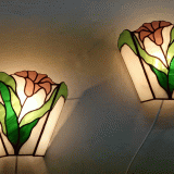 stained-glass-wall-lamp-pink-flawer