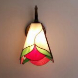 wall-tiffany-lamp-heart-leaves
