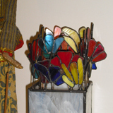 stained-glass-lamp-flowers