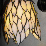 wall-stained-glass-white-leaves-lamp